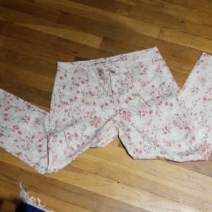 Gap khakis slim city